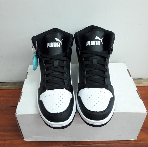 Puma - Picture 2 of 4